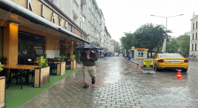 Bolu’da sağanak etkili oluyor