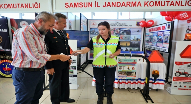 İl Jandarma Komutanlığı traktör kazalarıyla ilgili vatandaşları bilgilendiriyor