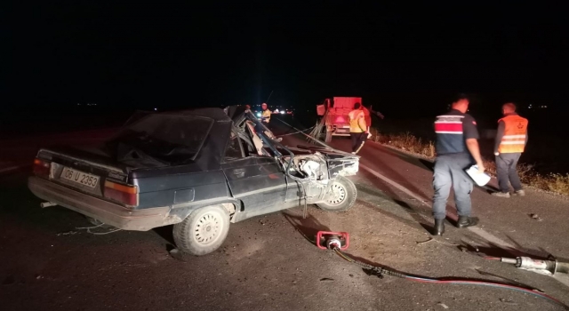 Çorum’da traktöre çarpan otomobildeki 1 kişi öldü, 4 kişi yaralandı