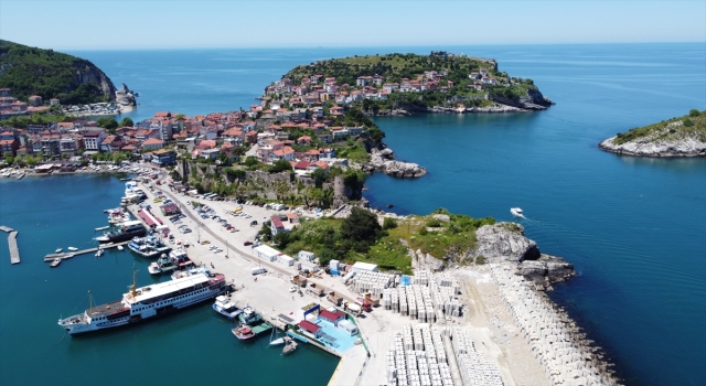 Turizm ilçesi Amasra 1 milyon ziyaretçi hedefini aştı