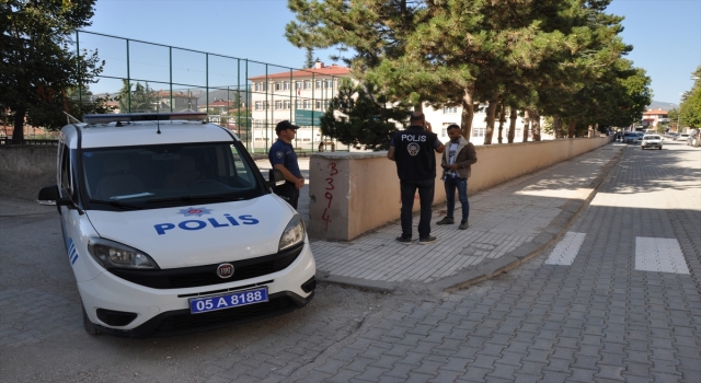 Gümüşhacıköy polisinden okul çevrelerinde denetim