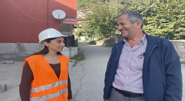 Eğitim hayatına destek olan köyünde inşaat mühendisi olarak hizmet veriyor