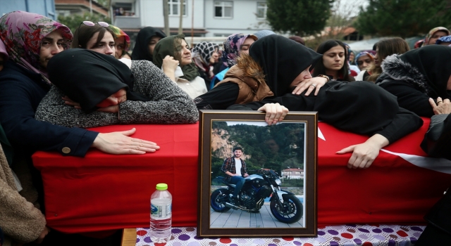 Maden ocağındaki patlamada hayatını kaybeden Berkay Kesim son yolculuğuna uğurlandı