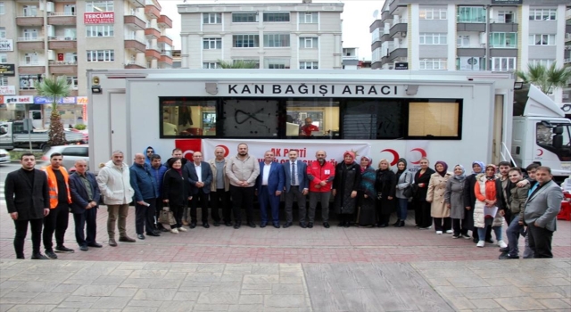 AK Parti Atakum teşkilatı kan bağışında bulundu