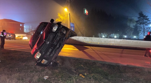 Düzce’de iki ayrı trafik kazasında 5 kişi yaralandı