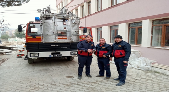 İskilip’te itfaiyenin kurtardığı baykuş ve güvercin doğaya salındı