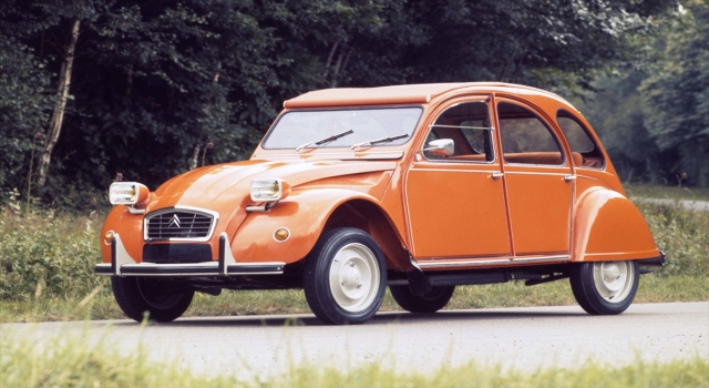 Citroen, 2 CV, 75 yaşında