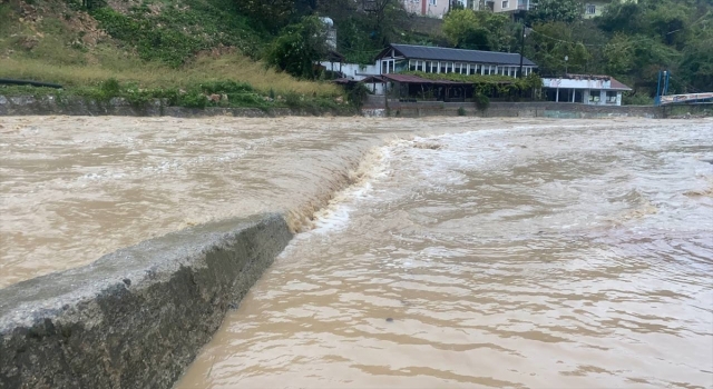 Kocaeli’de sağanak ve fırtına