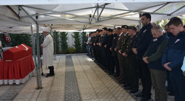 Kıbrıs gazisi emekli Albay Mustafa Özcan toprağa verildi