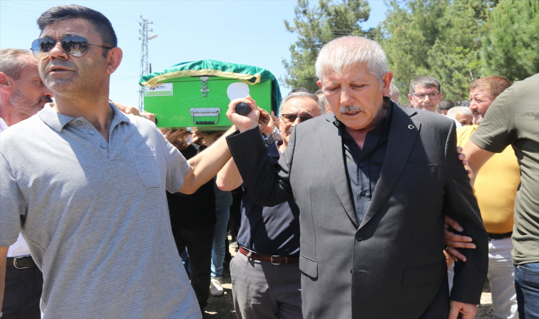 Eski Amasya Belediye Başkanı Sarı’nın kızı vefat etti