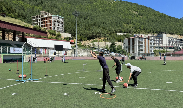 Artvin’de Gençlik ve Spor Festivali düzenlendi