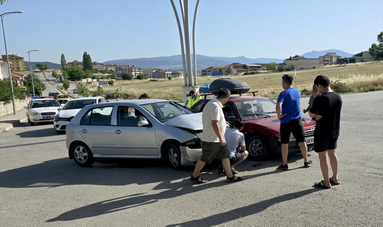 Karabük’te meydana gelen trafik kazalarında 2 kişi yaralandı