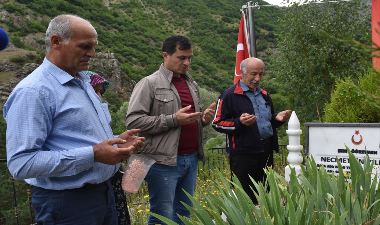 PKK’nın katlettiği Necmettin öğretmenin şehadetinin üzerinden 7 yıl geçti