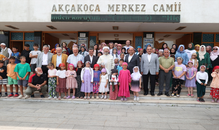 Diyanet İşleri Başkanı Erbaş, Düzce’de Kur’an kurslarını ziyaret etti