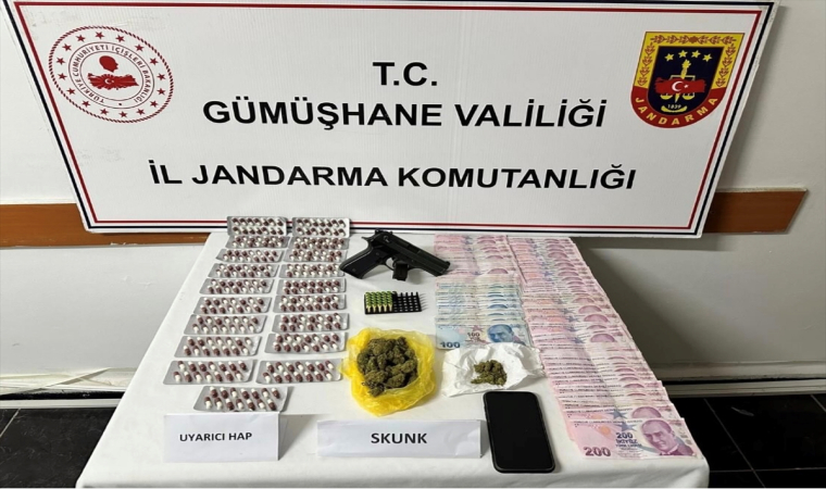 Gümüşhane’de operasyonda uyuşturucu madde ile para ele geçirildi