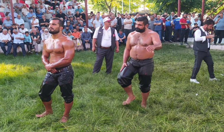 Geleneksel Dikmen Yağlı Güreşleri Sinop’ta yapıldı