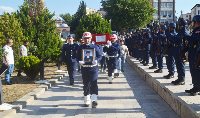 Amasya’da vefat eden Kıbrıs gazisi son yolculuğuna uğurlandı