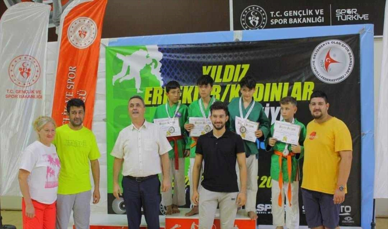 Gerzeli sporcular Yıldızlar Türkiye Kuraş Şampiyonası’ndan 5 madalya ile döndü