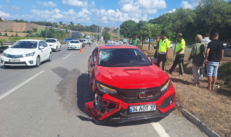 Samsun’da otomobille çarpışan elektrikli bisikletteki çift yaralandı