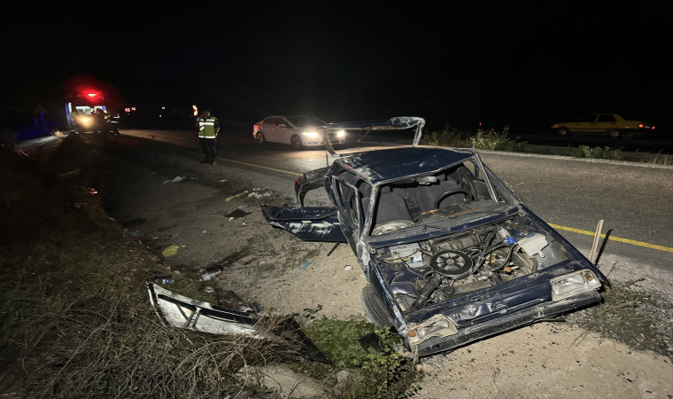 Kastamonu’da devrilen otomobildeki 5 kişi yaralandı