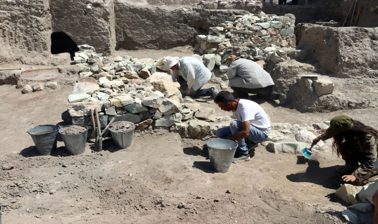 Amasya’daki Oluz Höyük kazılarında Medler’e ait ateşgah bulundu