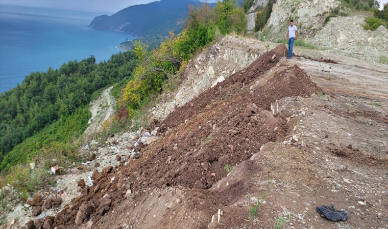 Kastamonu’da seyir alanına kaçak dökülen çöp ve molozlar temizlendi