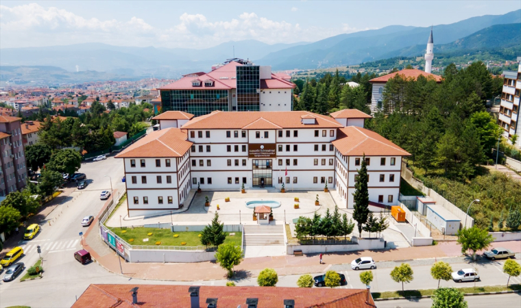 Karabük Üniversitesi öğrencileri, TRT Geleceğin İletişimcileri Yarışması’nda finale kaldı