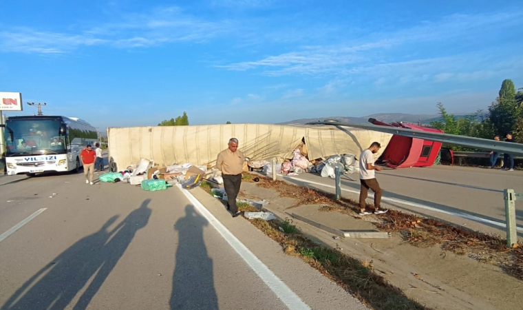 Amasya’da tanker ile tırın çarpıştığı kazada 1 kişi yaralandı