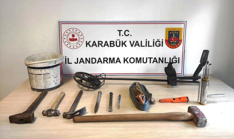 Karabük’te kaçak kazı yapan 5 zanlı yakalandı