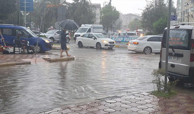 Samsun’da sağanak etkili oldu