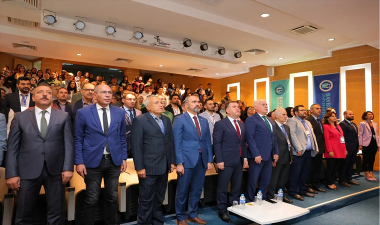 Bayburt’ta 5. Uluslararası İleri Mühendislik Teknolojileri Konferansı başladı