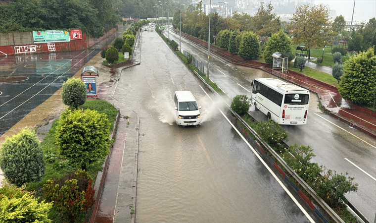 Zonguldak'ta kuvvetli yağışa ilişkin Valisi Hacıbektaşoğlu açıklama yaptı