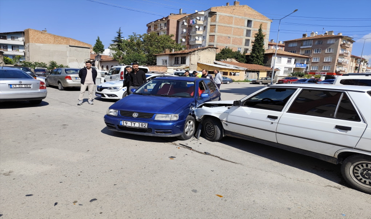 Çorum’da 8 ayrı trafik kazasında 11 kişi yaralandı