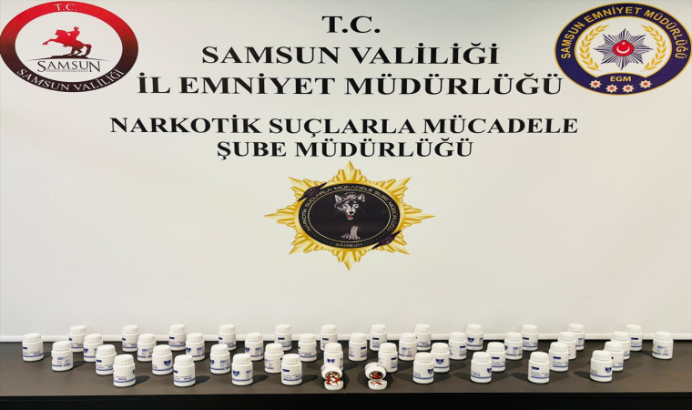 Samsun’da 2 bin 576 sentetik ecza hapı ele geçirildi