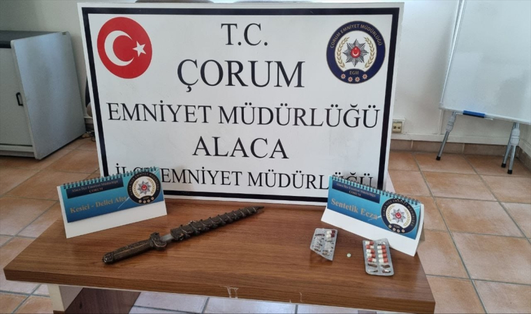 Çorum’da araçlarında uyuşturucu bulunan 3 kişi yakalandı