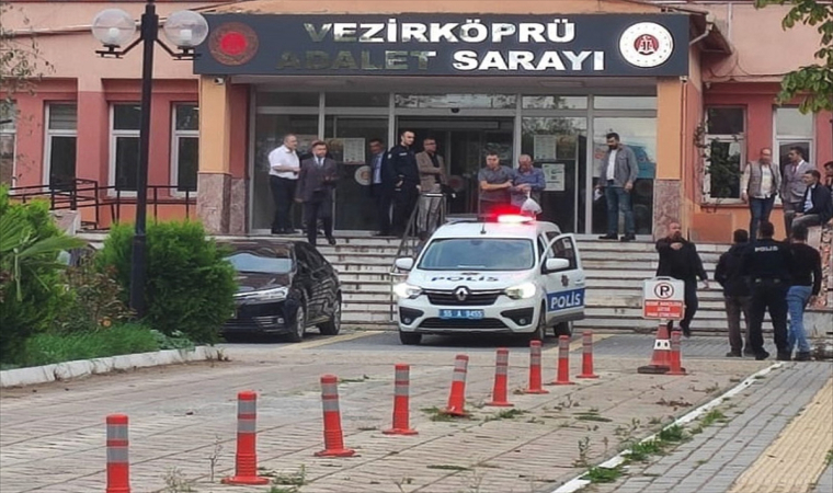 Ayrıldığı kadını bıçaklayarak öldüren, kızını yaralayan zanlı tutuklandı