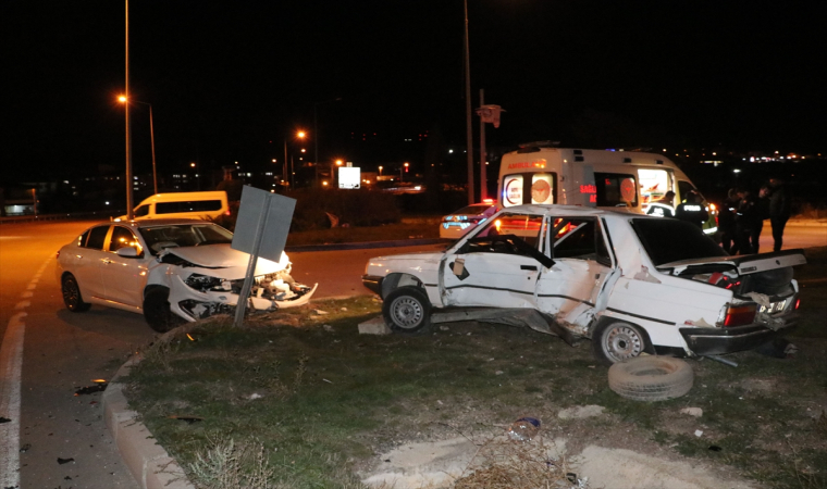 Samsun’da iki otomobilin çarpıştığı kazada 1 kişi yaralandı