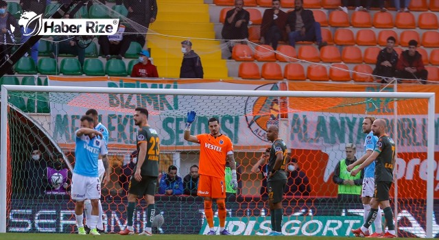 Aytemiz Alanyaspor: 0 - Trabzonspor: 4