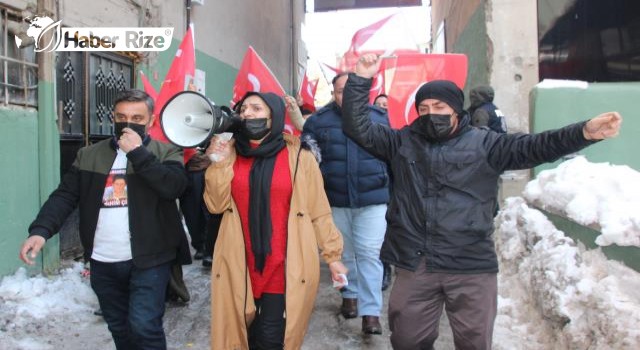 Hakkari'de HDP İl Başkanlığı önündeki eyleme 2 aile daha katıldı