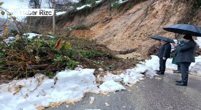 Heyelan nedeniyle Kardeşler köy yolu ulaşıma kapandı