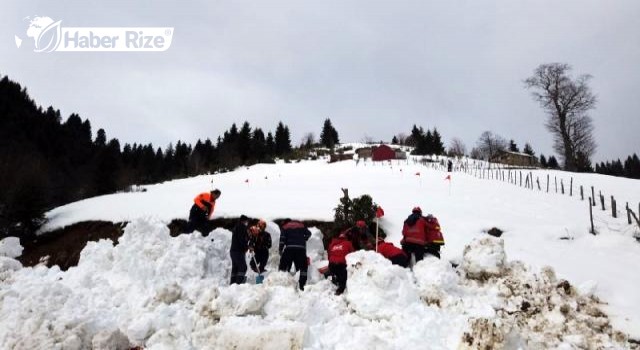 Kulakkaya Yaylasında çığ tatbikatı