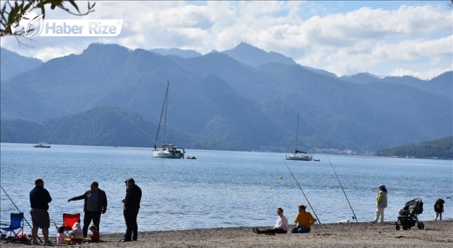 Muğla ve Antalya sahillerinde güneşli hava yoğunluğu