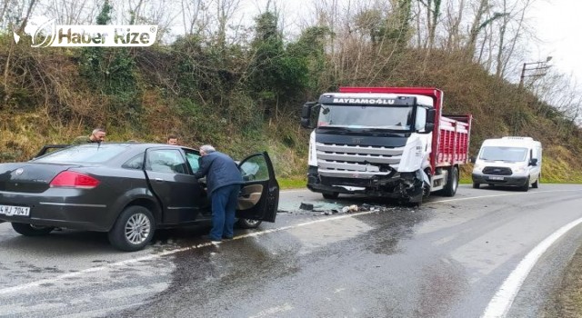 Ordu'da otomobil ile kamyon çarpıştı 2 kişi öldü