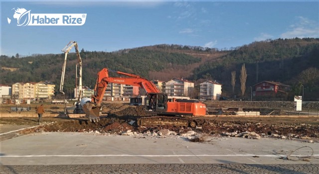 Selden zarar gören devlet hastanesine ek bina