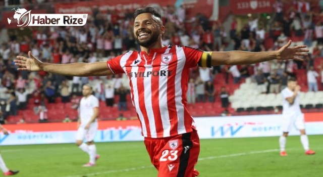 Yasin Öztekin, kariyerinin en golcü sezonunu yaşıyor