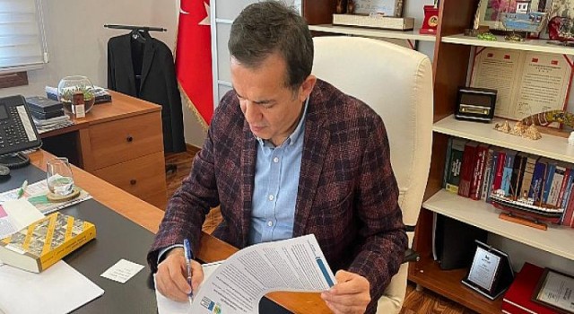 Başkan Özyiğit, “ICLEI Kadıköy Bildirgesi 2022”yi imzaladı