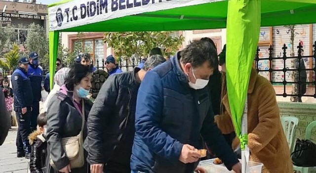 Didim Belediyesi Şehitlerin Anısına Lokma Hayrı Düzenledi