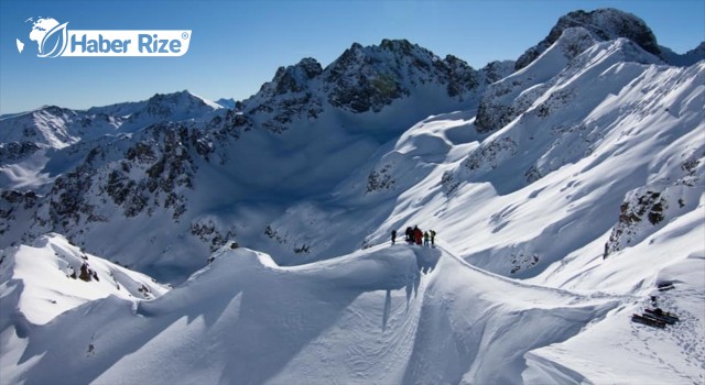 Kaçkar Dağları'nda "heliski" heyecanı uzatıldı