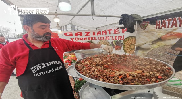 Manisa'da düzenlenen Ulusal Gastronomi ve Yemek Şenliği sürüyor