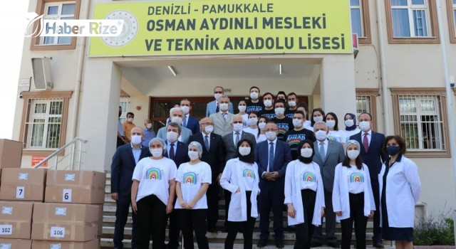 Meslek lisesinde üretilen maske ve bez çantalar ihraç ediliyor